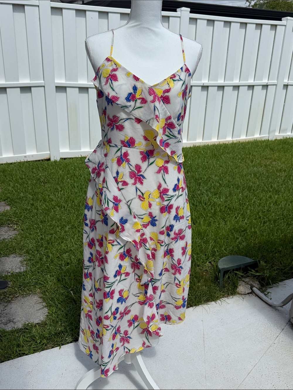 Banana republic Floral Ruffle midi Dress - White with Pink & Yellow Blossoms